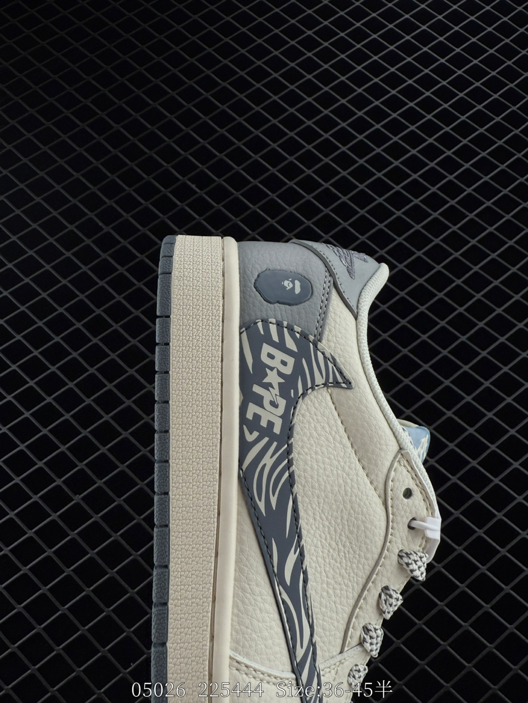 Travis Scott x Air Jordan 1 ” Reverse Mocha “